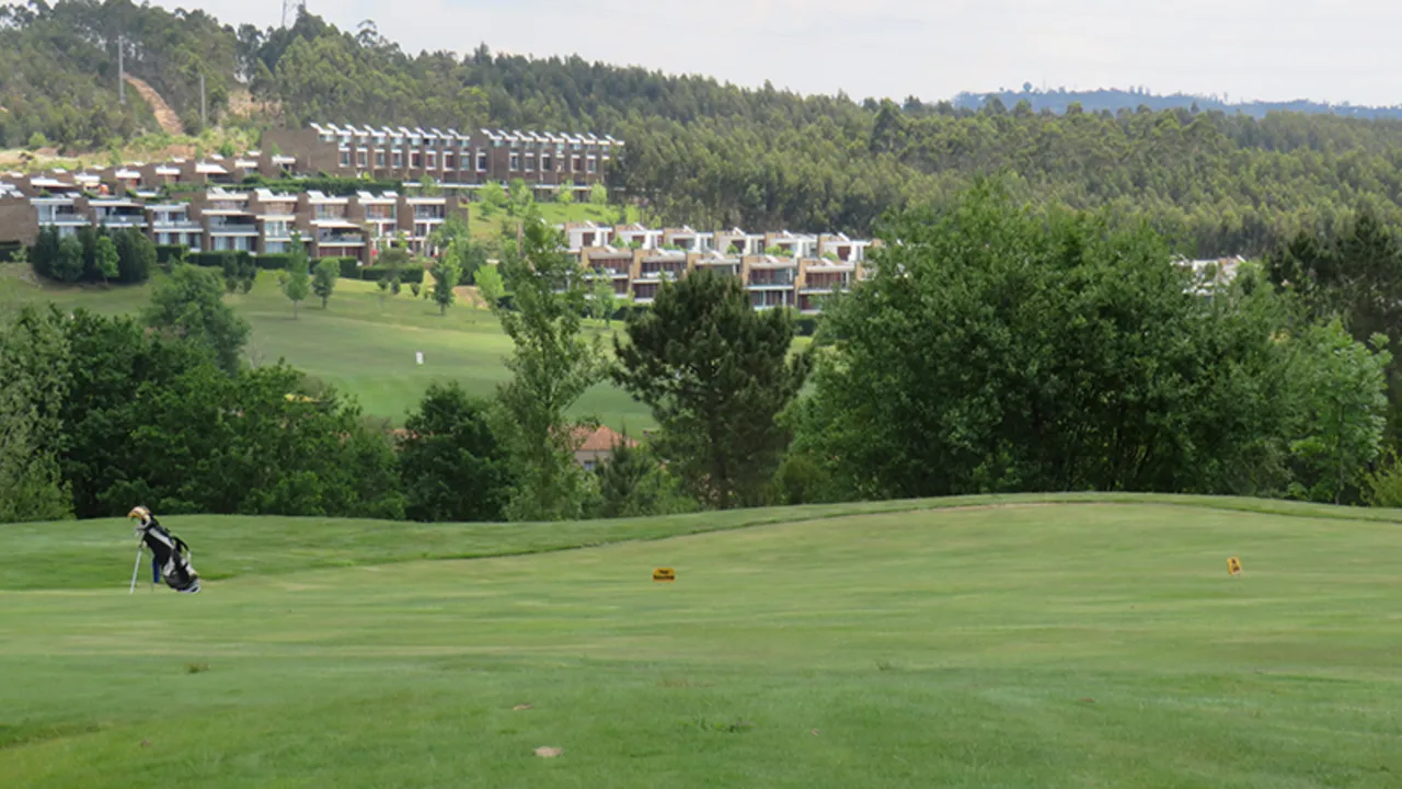 Vale Pisão – Moradias de Luxo em Resort de Golfe perto do Porto